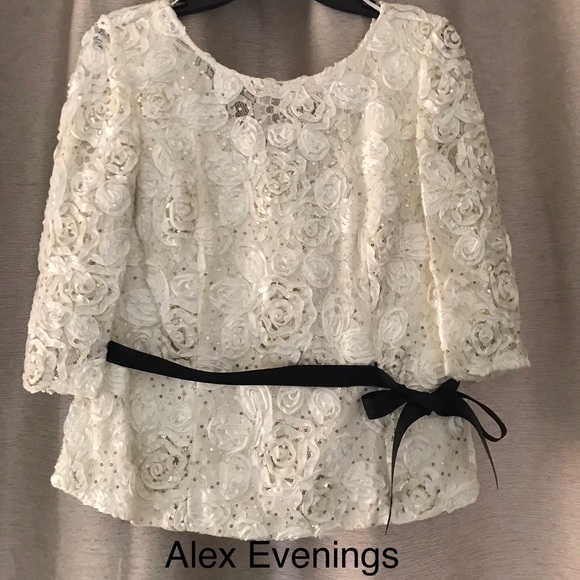 Dresses and tops - Picture 2 of 4